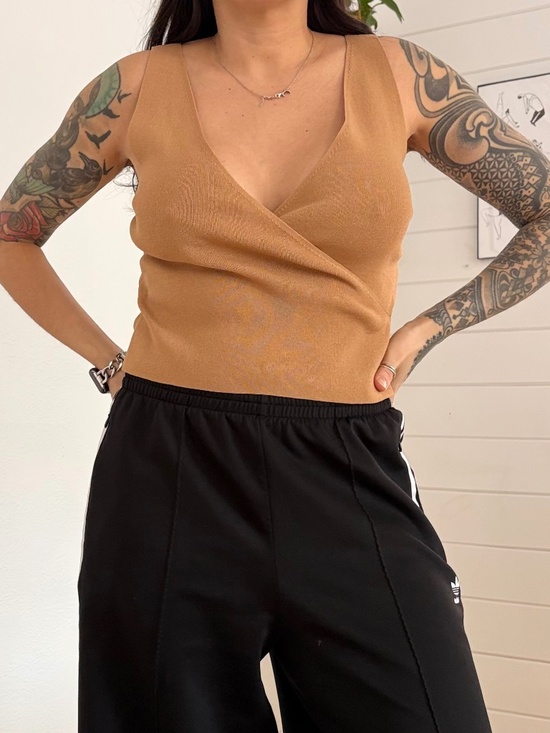 Privacy please crossfront tank top - Picture 2 of 5